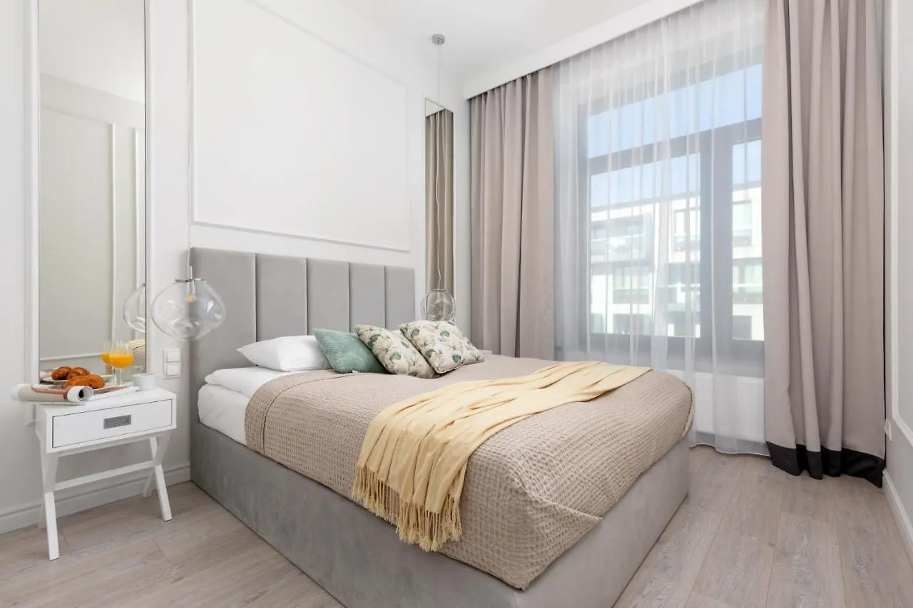 Rent Like Home - Elektrownia Powisle Premium Warsaw Poland